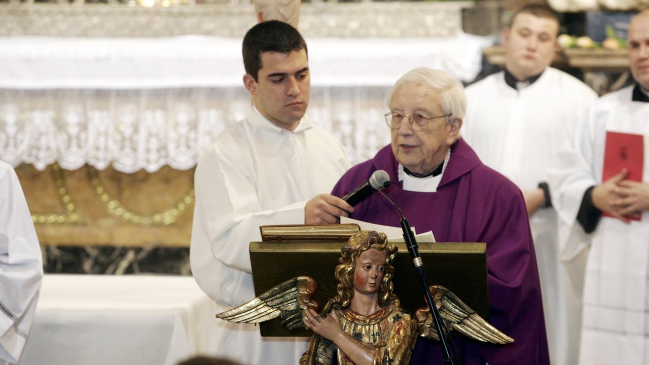 Julio Quinds, en el 2008, fue vicario general de Lugo