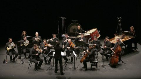 Imagen de archivo de un concierto en el teatro Rosalía de Castro