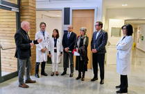 (De Izqda. A Derecha): Emilio Esteban, Jefe De Oncologa Mdica Del HUCA; Yolanda Calero, Presidenta De La AECC En Asturias, Mara Jos Villanueva, Directora Del HUCA, Y Faustino Blanco, Director Del FINBA