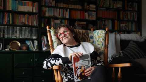 Fina Casalderrey (Pontevedra, 1951), retratada na súa casa de Lérez, en Pontevedra.
