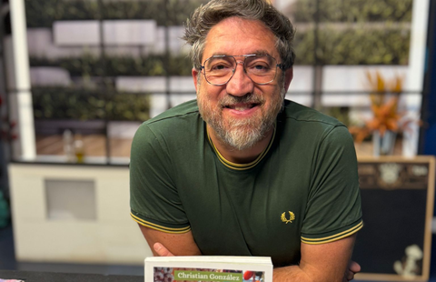 Christian Gonz�lez�publica su segundo libro, �Asturias de mis sabores�