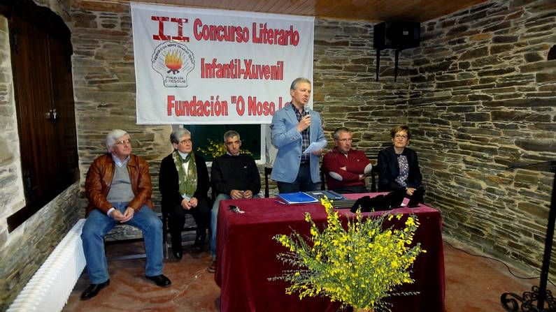 Los ganadores del premio literario O Noso Lar fueron alumnos de centros de toda la provincia