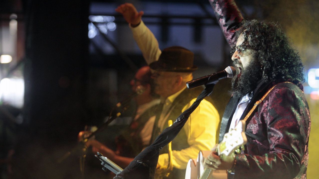 Miguel peregrina en cenizas.Gin Toni's actuar� en Sarria