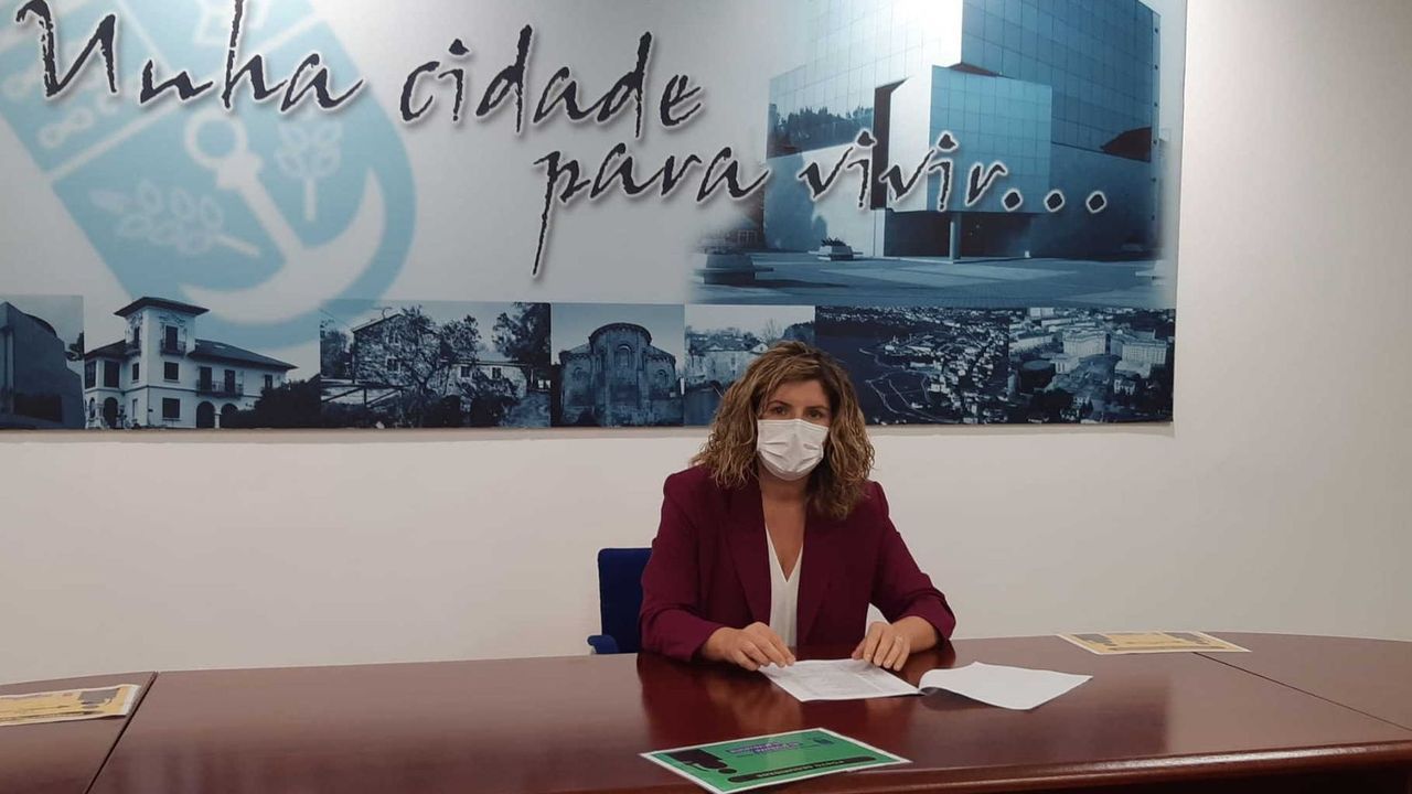 Las imgenes del acto de despedida del buque logstico australiano.Presentacin en Fitur