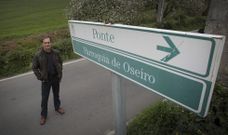 Lareo posa en el lugar de Ponte, en Oseiro, donde los Vasco da Ponte tena propiedades. 