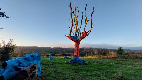 EL árbol arco iris de Paco Pestana