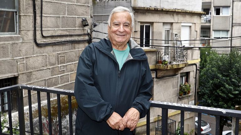 Antón Bouzas, primer premiado que renuncia al reconocimiento de Vigués Distinguido