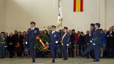 El EVA 10 celebra la festividad de su patrona la Virgen de Loreto con un acto militar