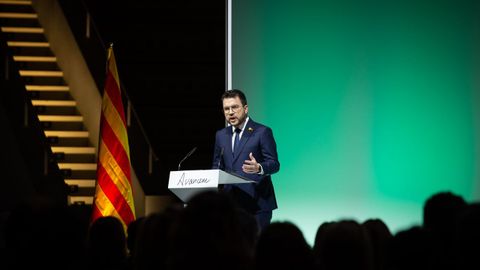El presidente de la Generalitat, Pere Aragonès, este lunes en Barcelona durante su conferencia sobre el aniversario de las elecciones del 14 de febrero del 2021 
