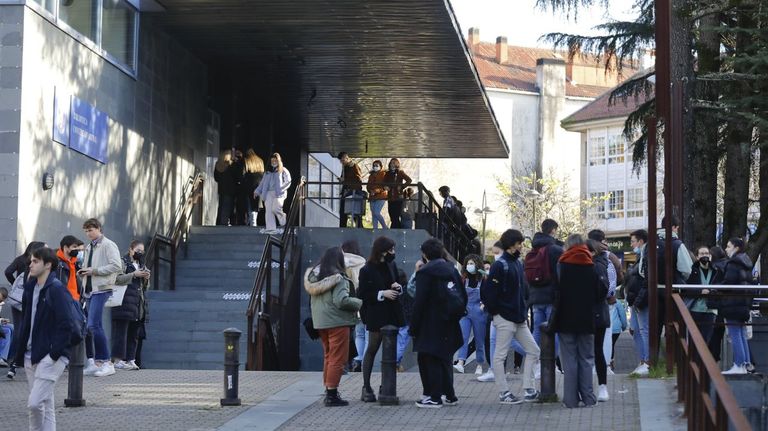 La universidad gallega alega que ya realiza las auditorías que pide la Xunta