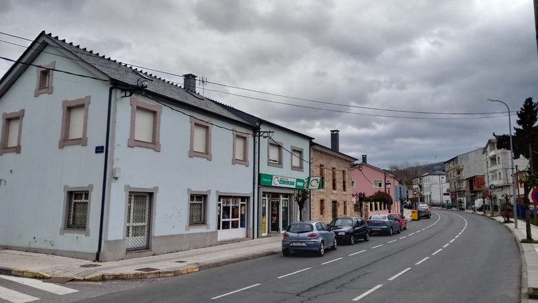 Centro de Baralla, donde cayó este domingo un premio de 180.000 euros en el bar Deporte
