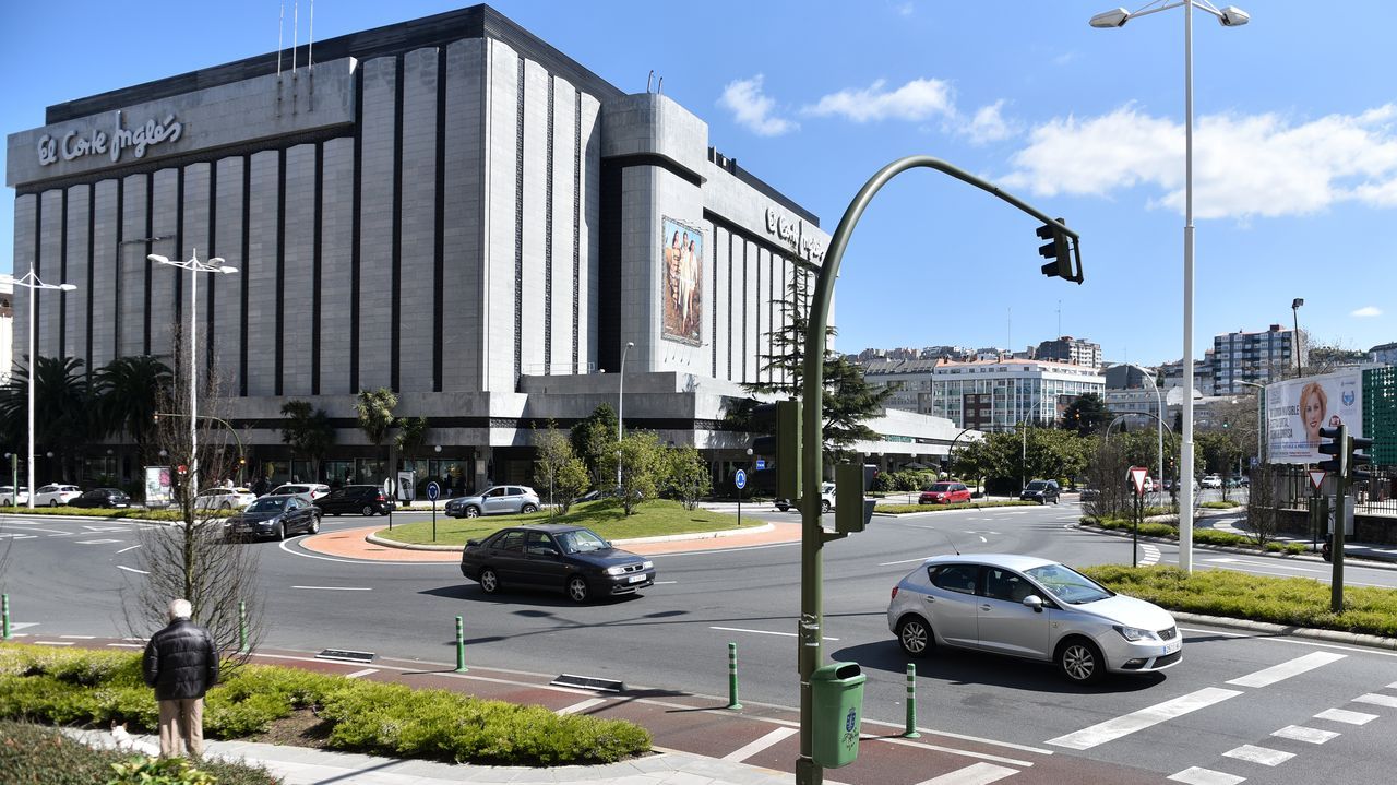 As Xubias: recorrido por los obst�culos de un paseo mar�timo pendiente en A Coru�a