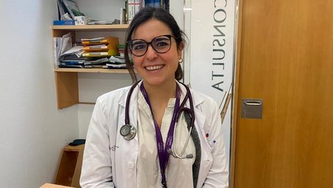Beatriz Alonso de Castro, médica del servicio de Oncologia del Chuac.