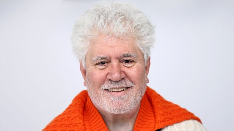Pedro Almodóvar: «Ya no encuentro consuelo en el sexo, me he vuelto abstemio»