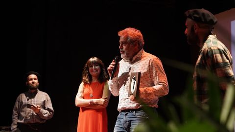 GALA DO FESTIVAL DE CORTOS DE COMEDIA RIR DE ALLARIZ.O Festival Internacional de Curtas de Comedia RIR celebrou a segunda edición en Allariz. Entregáronse premios a curtas de ficción, de animación  e documentais. O actor Carlos Blanco recibiu o premio honorífico Rir Contigo