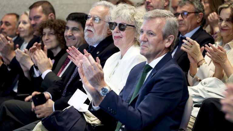 «O galego é de todos: sen barreiras»