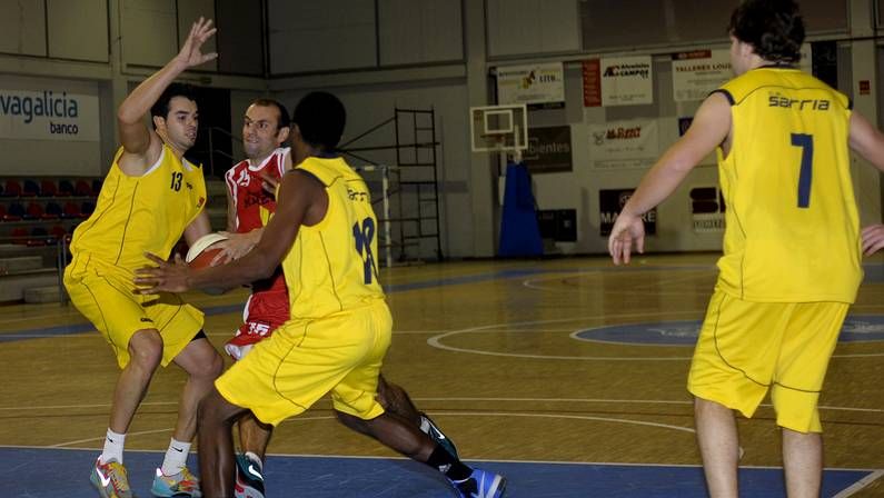 Una palilleira de 95 a�os en el encuentro de Vimianzo.