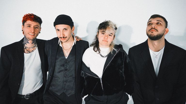 Víctor Mejías (Anabel Lee): «Ni indie, ni punk, eso sí que nos define»