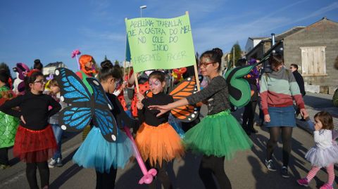 Desfile de carnaval organizado en el 2017 por la asociacin de padres del colegio de O Incio