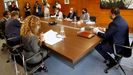 El presidente del Principado de Asturias, Adrián Barbón (PSOE), reunido con representantes del Partido Popular para abordar las negociaciones sobre la reforma del Estatuto de Autonomía del Principado
