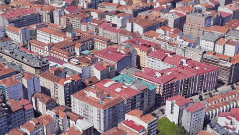 Junto a la rúa San Antoniño, en Pontevedra, hay varios bloques de pisos entre los 50 de mayor densidad poblacional de Galicia