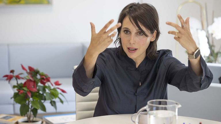 María Jesús Lorenzana: «Pedimos a SAIC que fabrique en Galicia la mitad de las piezas antes del 2030»