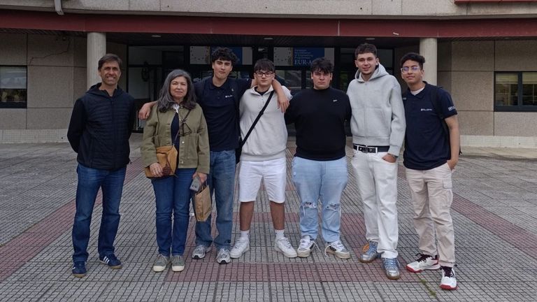 El CIFP A Farixa se sube al podio de las telecomunicaciones gallegas gracias a un brazo robótico inteligente