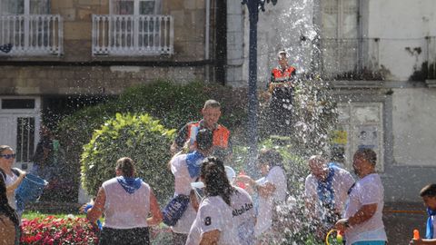 ¡A Pobra se empapó con los San Juerguines!