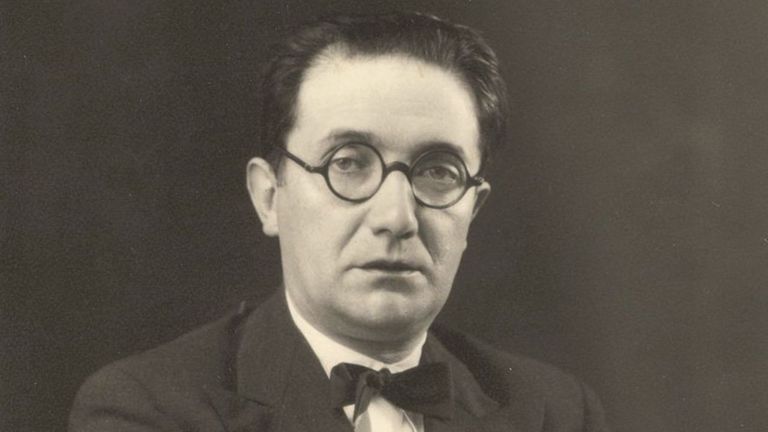 Inauguración en Sanxenxo da exposición «Homenaxe a Castelao Artista»