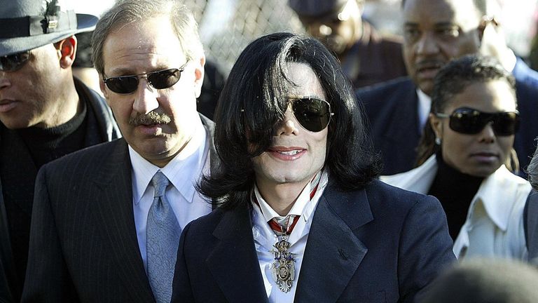 Los herederos de Michael Jackson se enfrentan a una demanda de cuatro hermanos por presunto abuso sexual