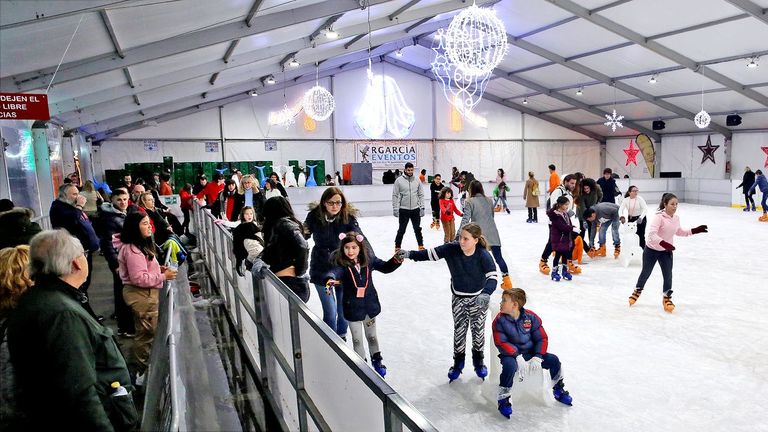 La pista de hielo y karts de Samil se incorpora a la Navidad de Vigo este fin de semana