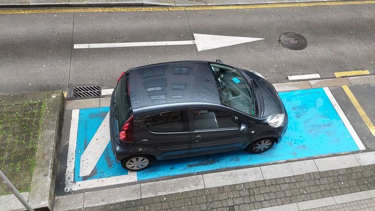 Pontevedra tramitó el año pasado 271 multas por uso indebido de plazas de movilidad reducida