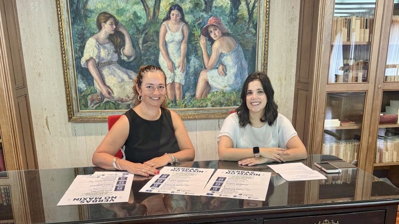 La concejala de Cultura, Patricia Lojo, y la t&eacute;cnica del Museo Valle-Incl&aacute;n, Sara Barbanz&aacute;n, presentaron la programaci&oacute;n del ciclo  &laquo;Verbas no Max&iacute;n&raquo;