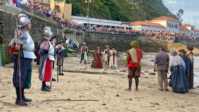 Desembarco de Carlos V en Tazones
