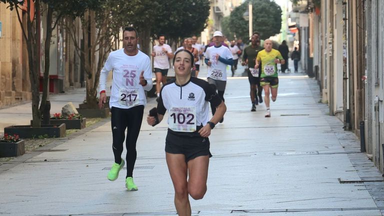 Rebeca Soto y Eloy Villanueva ganan la carrera contra la violencia de género en Ferrol