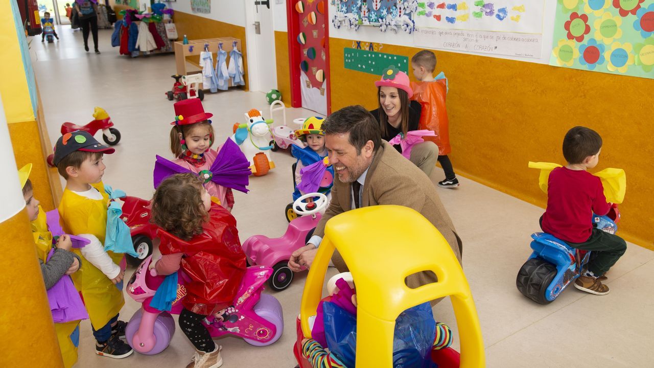 ¿Quién debe correr con los gastos de una Galiña Azul?