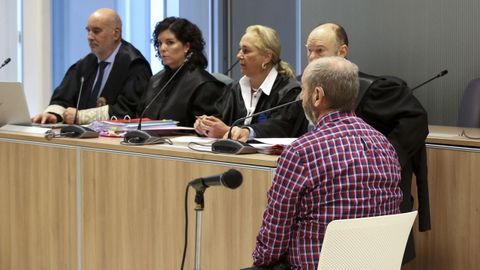 Sesión del segundo juicio por el asesinato del joven Álex en Lardero.