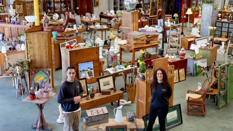 La Guarida Vintage, la nave llena de tesoros antiguos en Cambre