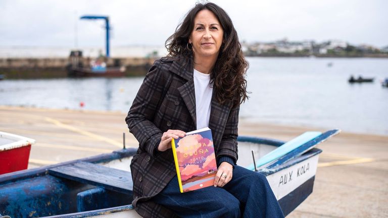 María Oruña, escritora: «’Porto escondido’ é a unica novela miña na que hai un psicópata»