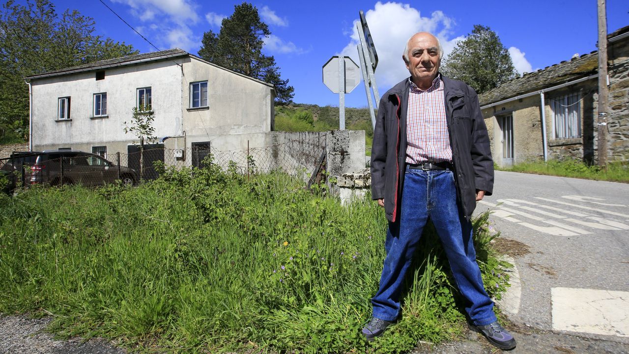 �Por unha porta podo sa�r a pasear a Galicia e pola outra, a Le�n�