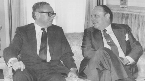 Kissinger con Manuel Fraga, entonces lder de Alianza Popular, en 1982