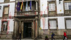 Así está actualmente la fachada de la sede de la Diputación de Ourense