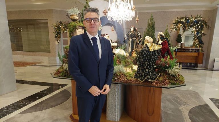 El brillo turístico de las luces de Vigo resplandece en los hoteles de O Salnés