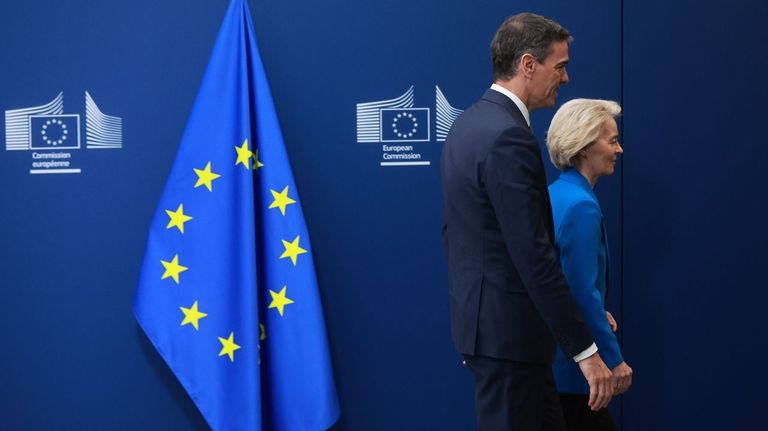 España ha ejecutado menos de la mitad de las ayudas europeas a 9 meses de la meta