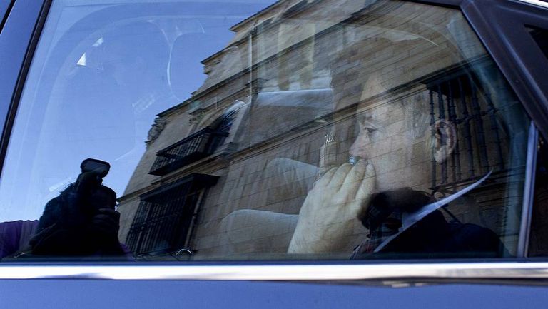El presidente de la Diputación de León, saliendo detenido esta mañana