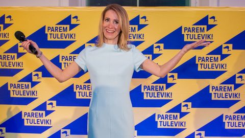Si Kallas tiene xito en formar un gobierno, Estonia ser gobernada por dos mujeres, ya que la presidencia del pas es ocupada por Kersti Kaljulaid