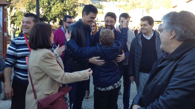 Pedro Sánchez en El Entrego