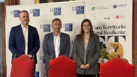 De izquierda a derecha, Jos&eacute; Manuel Andrade, marcelo Maneiro e In&eacute;s Sant&eacute;