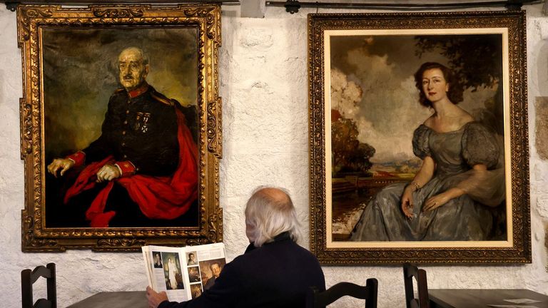 A la venta cuatro retratos de Sotomayor de una colección privada