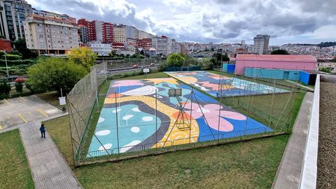 Perrine Honoré hizo su trabajo en el patio del IES República de Uruguay